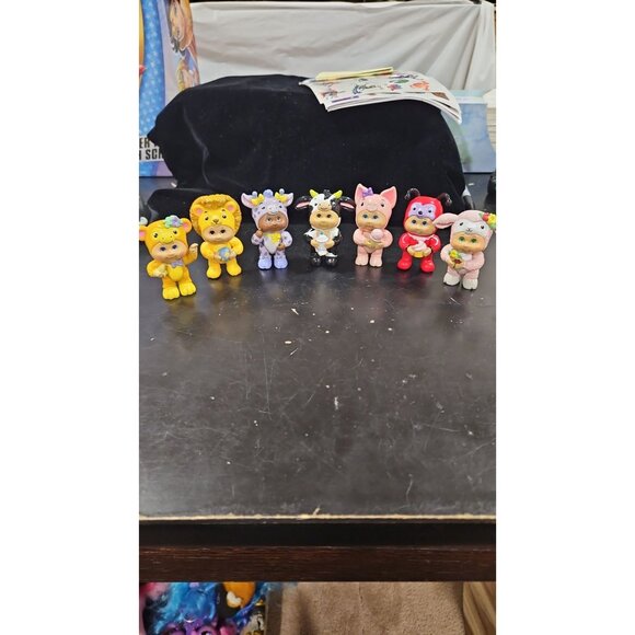 2021 Jazwares Cabbage Patch CutieTown Figures 2.5" Lot Of 7 - Picture 1 of 3